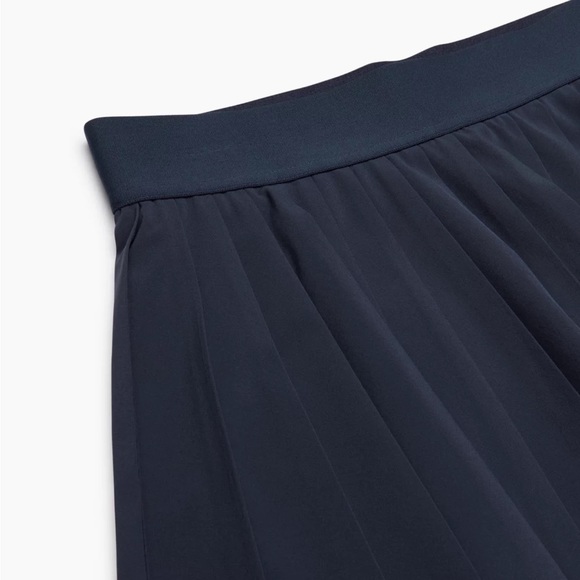 TnAction
TnaMOVE™ Tennis Pro Micro Skirt - Total Eclipse - Picture 10 of 15